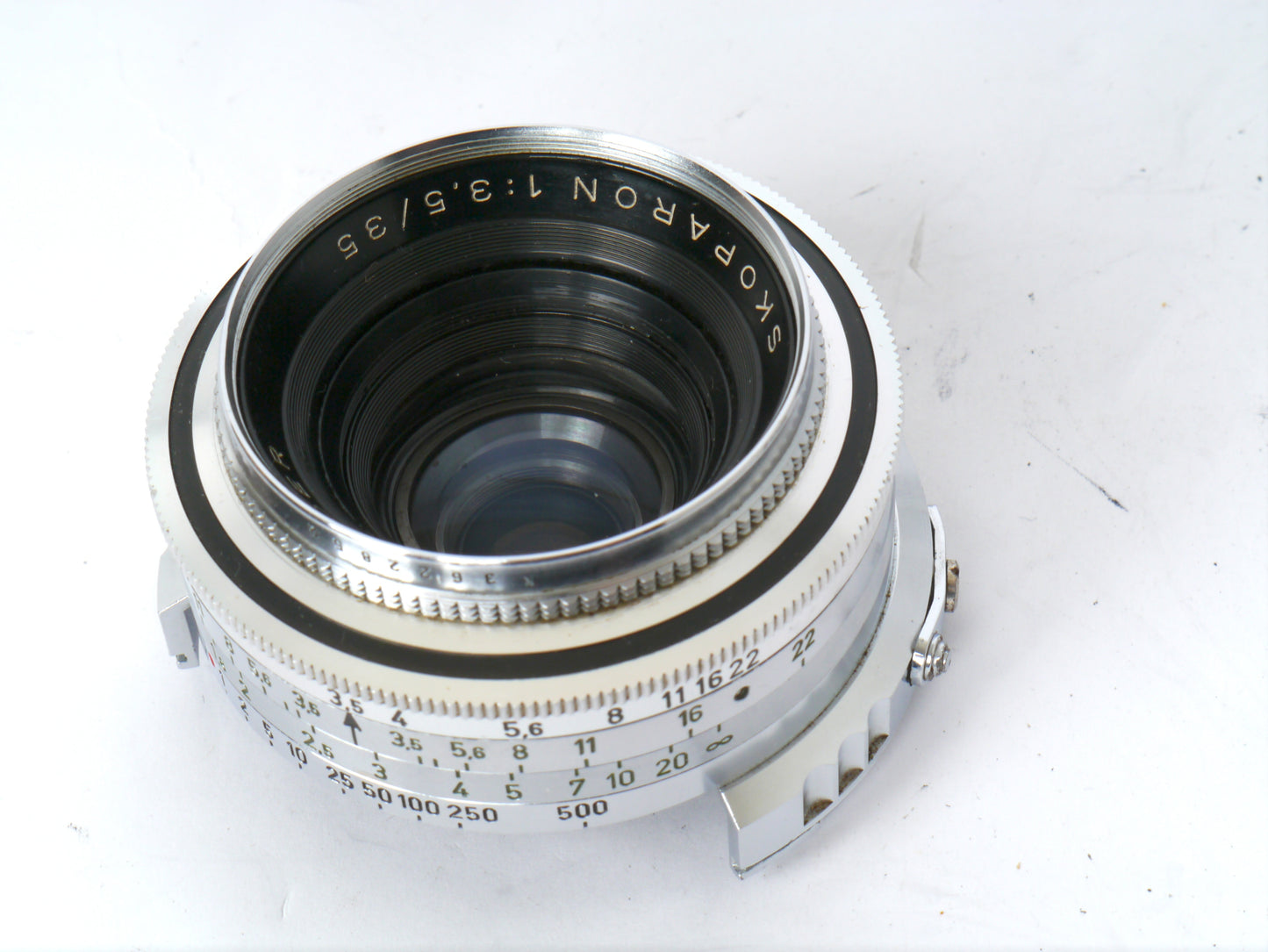 Voigtländer Prominent Gehäuse Art. 124/ mit Ultron 2/ 50mm, Telomar 5,5/ 100mm, Skoparon 3,5/ 35mm, Spiegelreflexeinheit mit 2 Sucherlupen – sehr gut