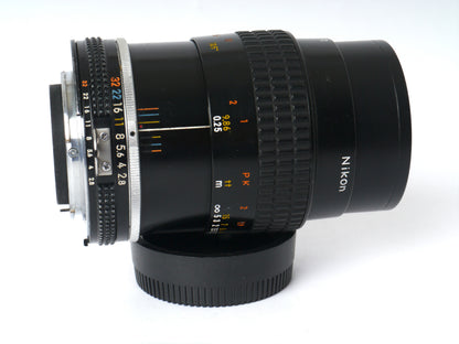 Nikon Micro-NIKKOR 2,8/55mm – gut