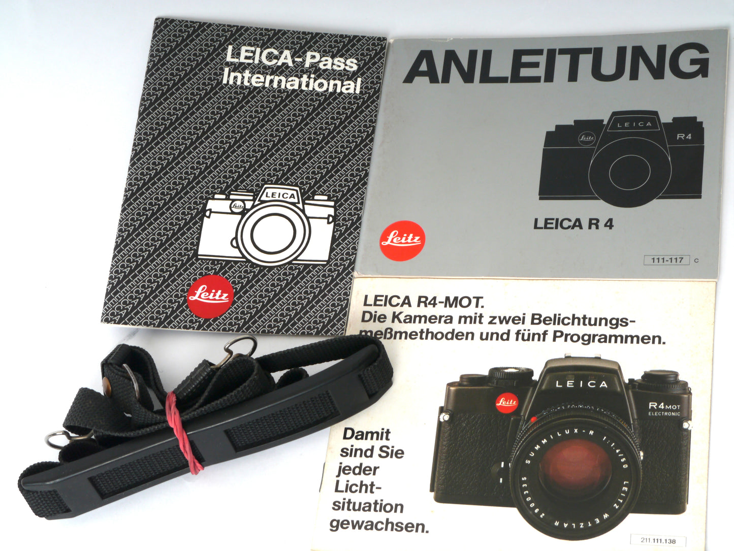 Leica R 4 Gehäuse schwarz  Art. 10043– sehr gut