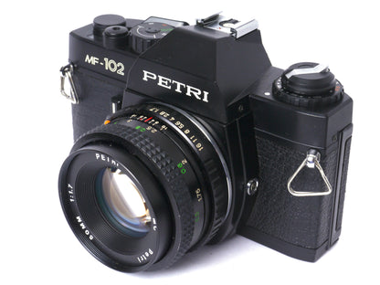 Petri MF-102 mit Petri MF 1,7/50mm MC – sehr gut