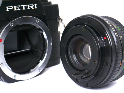 Petri MF-102 mit Petri MF 1,7/50mm MC – sehr gut