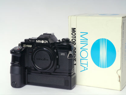 Minolta X-700 Body mit Motor Drive 1 – sehr gut