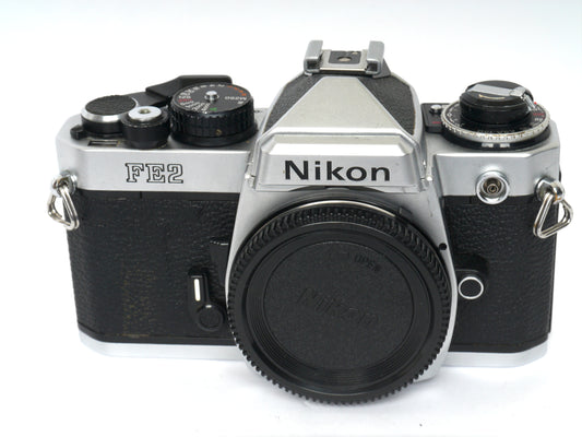 Nikon FE 2 Silber Gehäuse – sehr gut