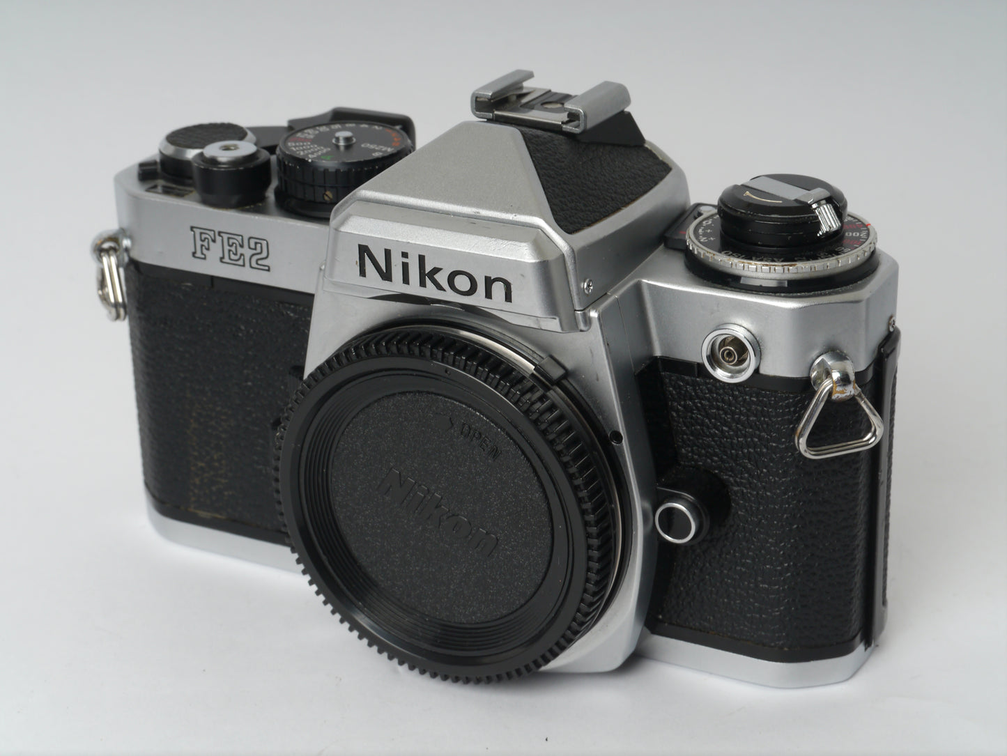 Nikon FE 2 Silber Gehäuse – sehr gut