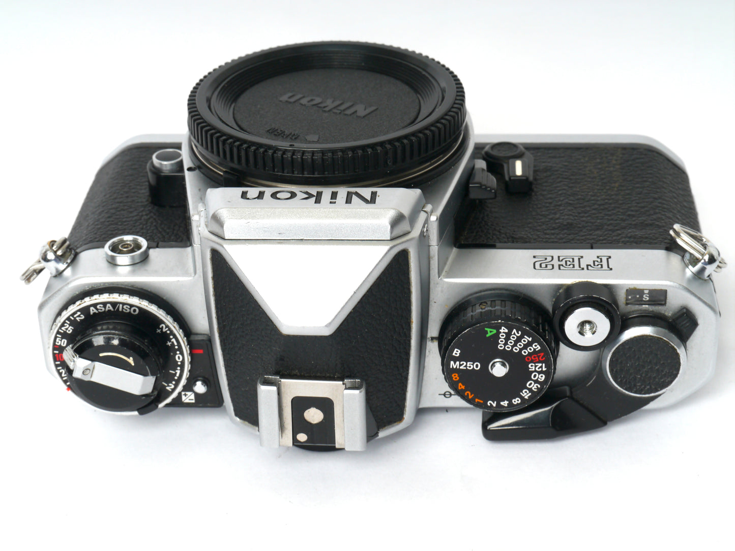 Nikon FE 2 Silber Gehäuse – sehr gut