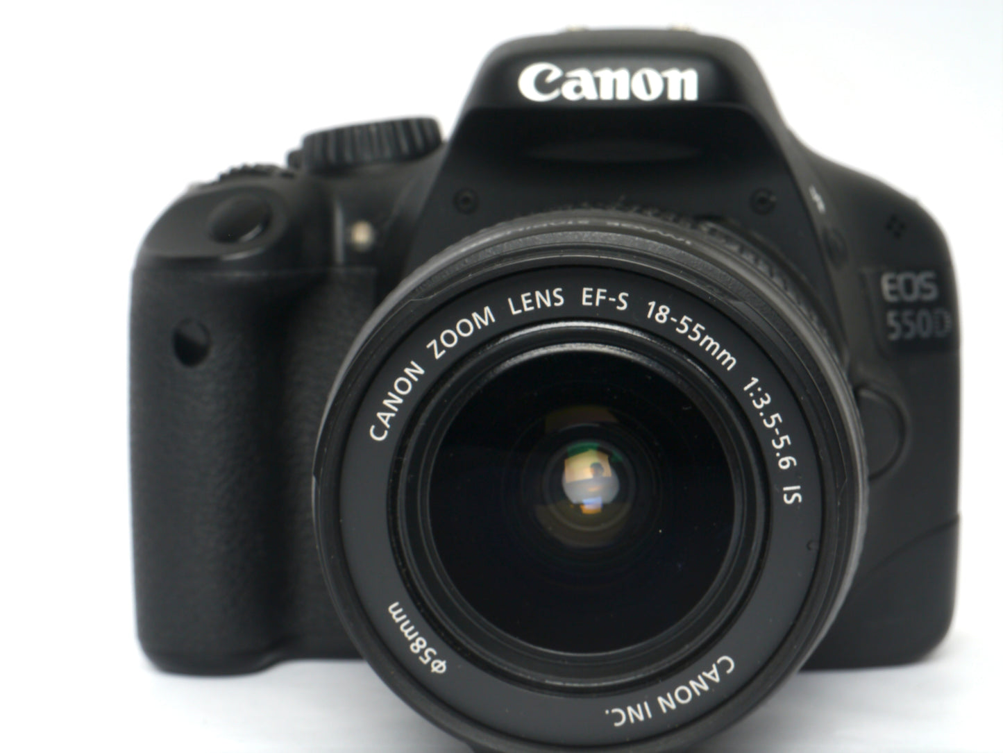 Canon EOS 550D Gehäuse mit EF-S 3,5-5,6/18-55mm IS – sehr gut