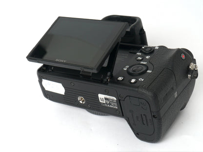 Sony Alpha ILC 7 II Gehäuse – nur 925 Auslösungen, sehr gut