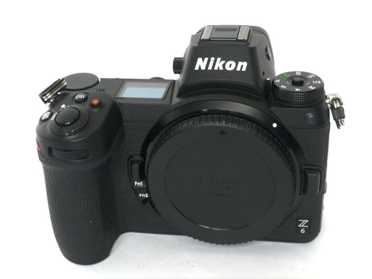 Nikon Z6 Gehäuse – nur 6333 Auslösungen sehr gut