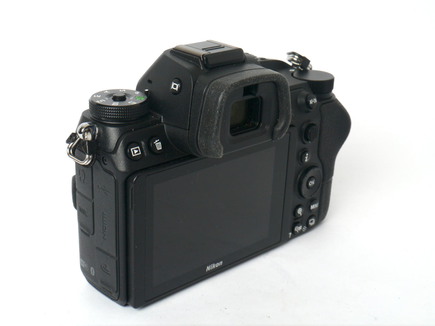 Nikon Z6 Gehäuse – nur 6333 Auslösungen sehr gut