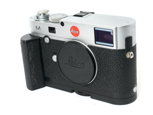 Leica M (Typ 240) Gehäuse silber Art. 10772– gut