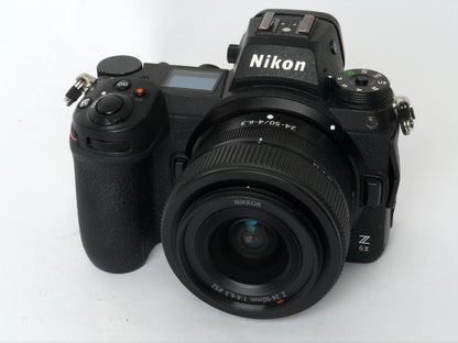 Nikon Z 6 II Gehäuse mit Z 4-6,3/ 24-50mm – guter Zustand