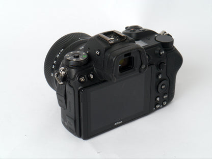 Nikon Z 6 II Gehäuse mit Z 4-6,3/ 24-50mm – guter Zustand