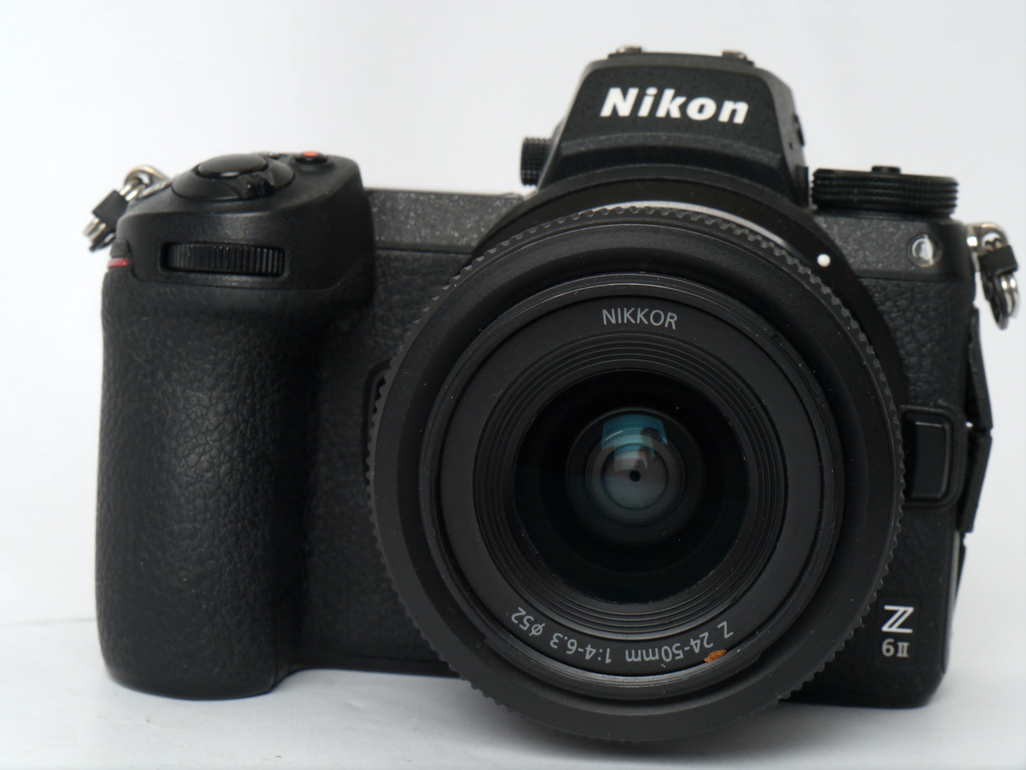 Nikon Z 6 II Gehäuse mit Z 4-6,3/ 24-50mm – guter Zustand
