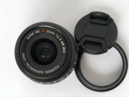 Fujifilm XF 2/23mm WR – gut