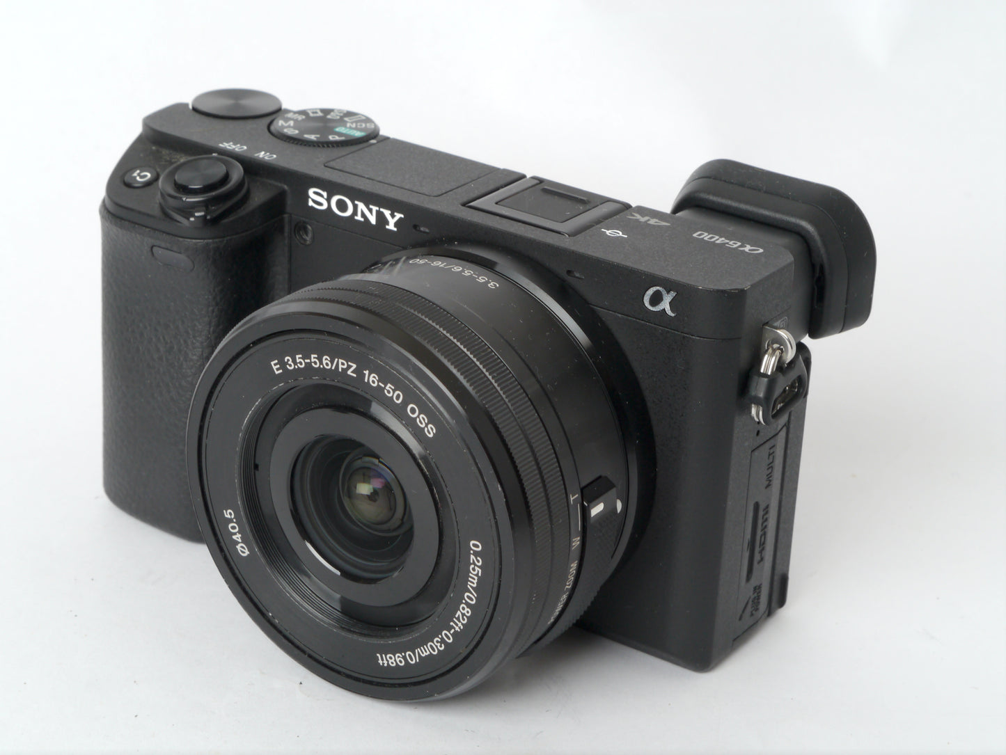 Sony Alpha 6400 mit E 3,5-5,6/16-50mm PZ OSS – guter Zustand