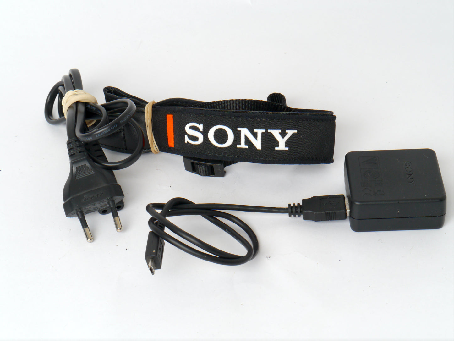 Sony Alpha 6400 mit E 3,5-5,6/16-50mm PZ OSS – guter Zustand