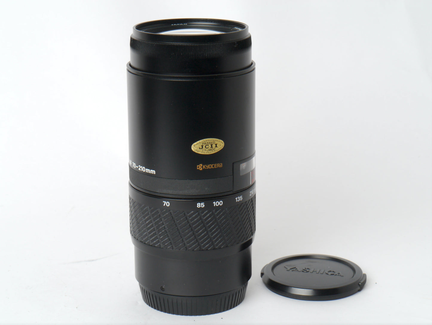 Yashica 200 AF Set mit AF 35-70mm, AF 70-210mm und Blitzgerät CS-250 AF – gut