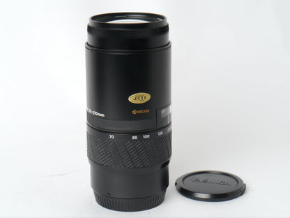 Yashica 200 AF Set mit AF 35-70mm, AF 70-210mm und Blitzgerät CS-250 AF – gut