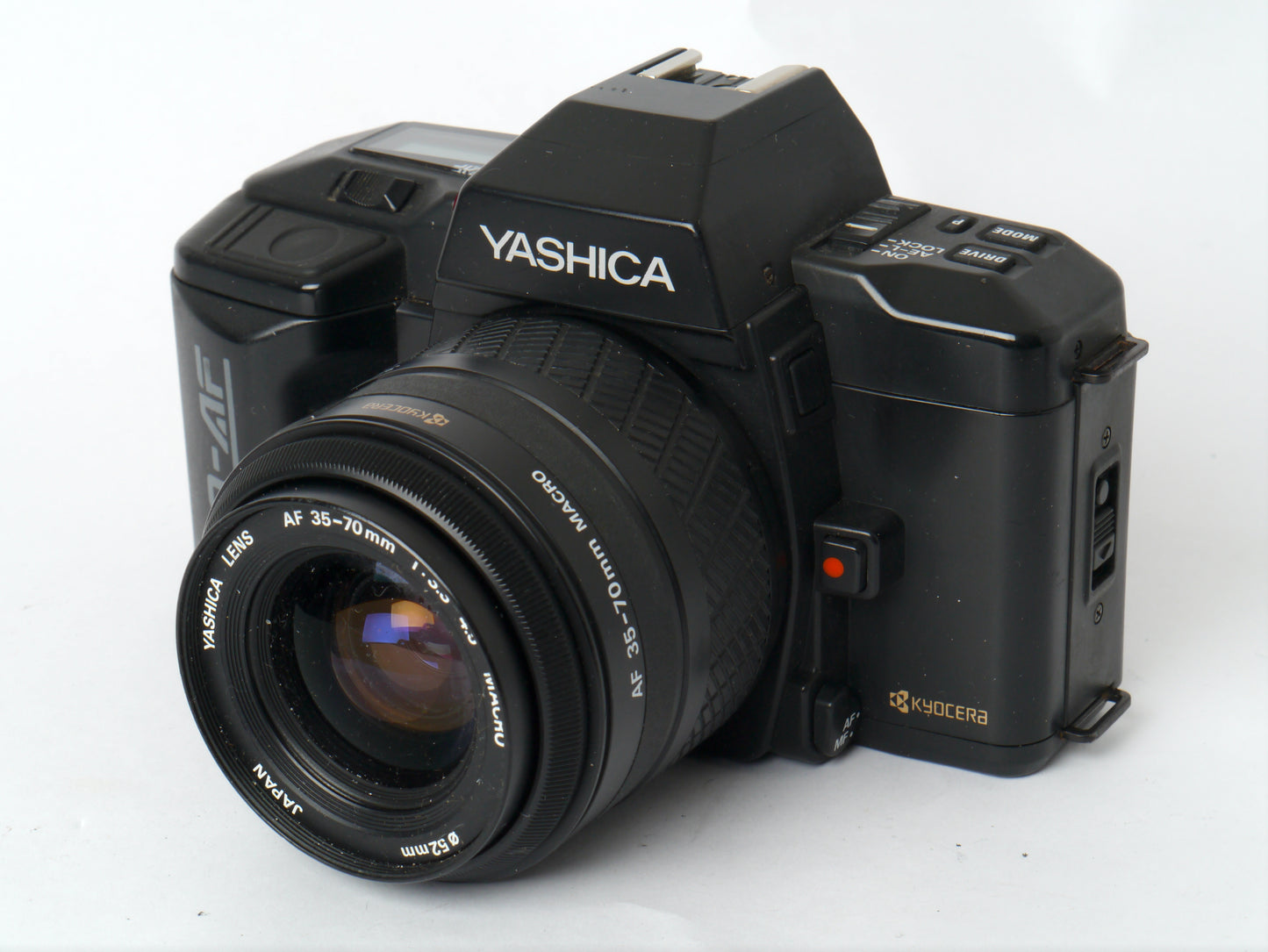 Yashica 200 AF Set mit AF 35-70mm, AF 70-210mm und Blitzgerät CS-250 AF – gut