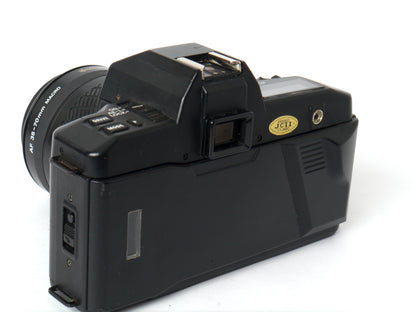 Yashica 200 AF Set mit AF 35-70mm, AF 70-210mm und Blitzgerät CS-250 AF – gut