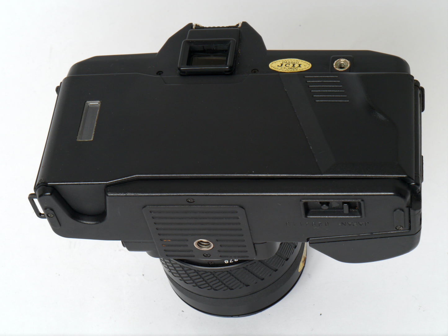 Yashica 200 AF Set mit AF 35-70mm, AF 70-210mm und Blitzgerät CS-250 AF – gut