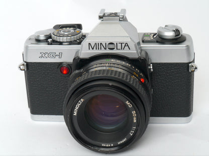 Minolta XG-1 Chrome mit MD 1,7/50mm – mit Profi-Blitzgerät sehr gut