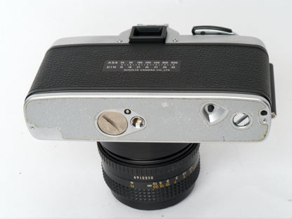 Minolta XG-1 Chrome mit MD 1,7/50mm – mit Profi-Blitzgerät sehr gut
