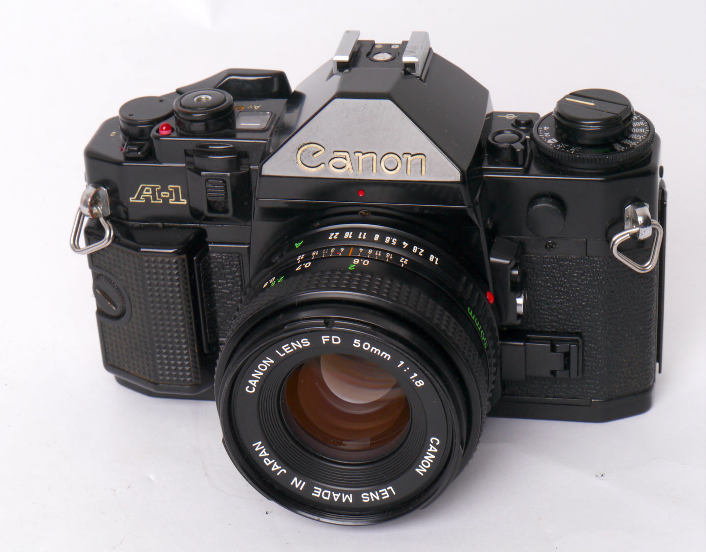 Canon A-1 Gehäuse mit FD 1,8/50mm – gut