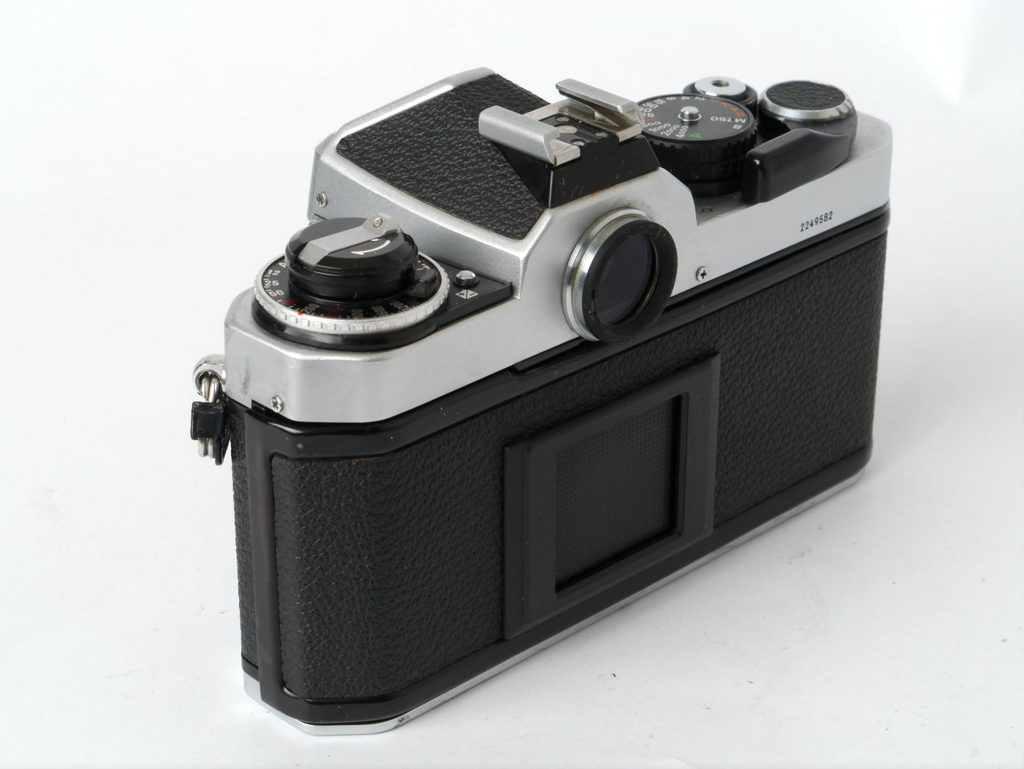 Nikon FE 2 Gehäuse silber – guter Zustand
