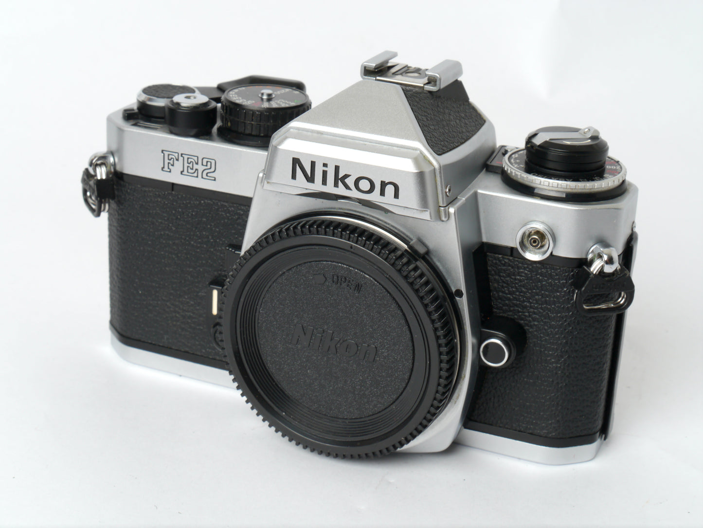 Nikon FE 2 Gehäuse Silber – guter Zustand