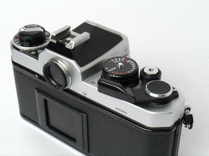 Nikon FE 2 Gehäuse Silber – guter Zustand