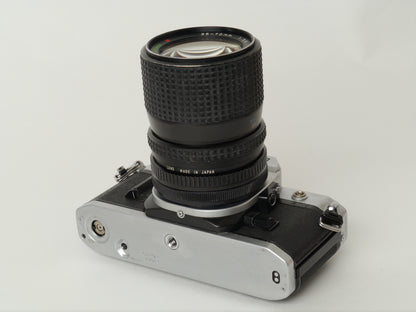 Canon AE-1 Gehäuse Silber mit Tokina MF 3,5/35-70mm – gut