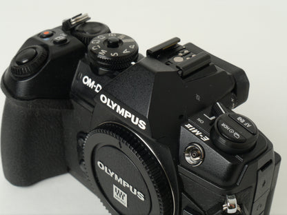Olympus OM-D E-M1 II Gehäuse – sehr gut