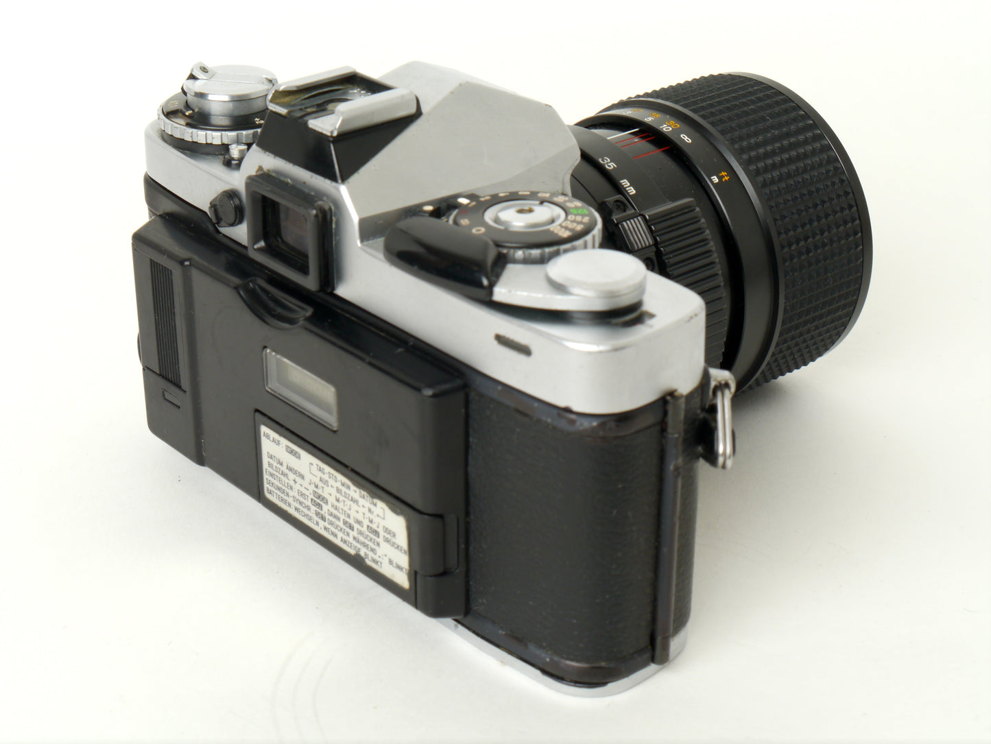 Minolta XD-7 Gehäuse Silber mit MD 3,5/35-70mm und Datenrückwand D – gut