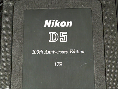 Nikon D 5 "100th Anniversary Edition "Titanfarben – neuwertig / sehr gut