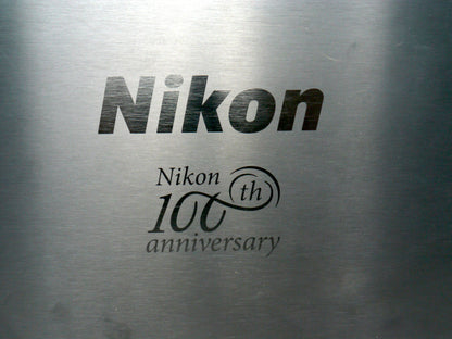 Nikon D 5 "100th Anniversary Edition "Titanfarben – neuwertig / sehr gut