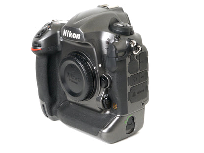 Nikon D 5 "100th Anniversary Edition "Titanfarben – neuwertig / sehr gut