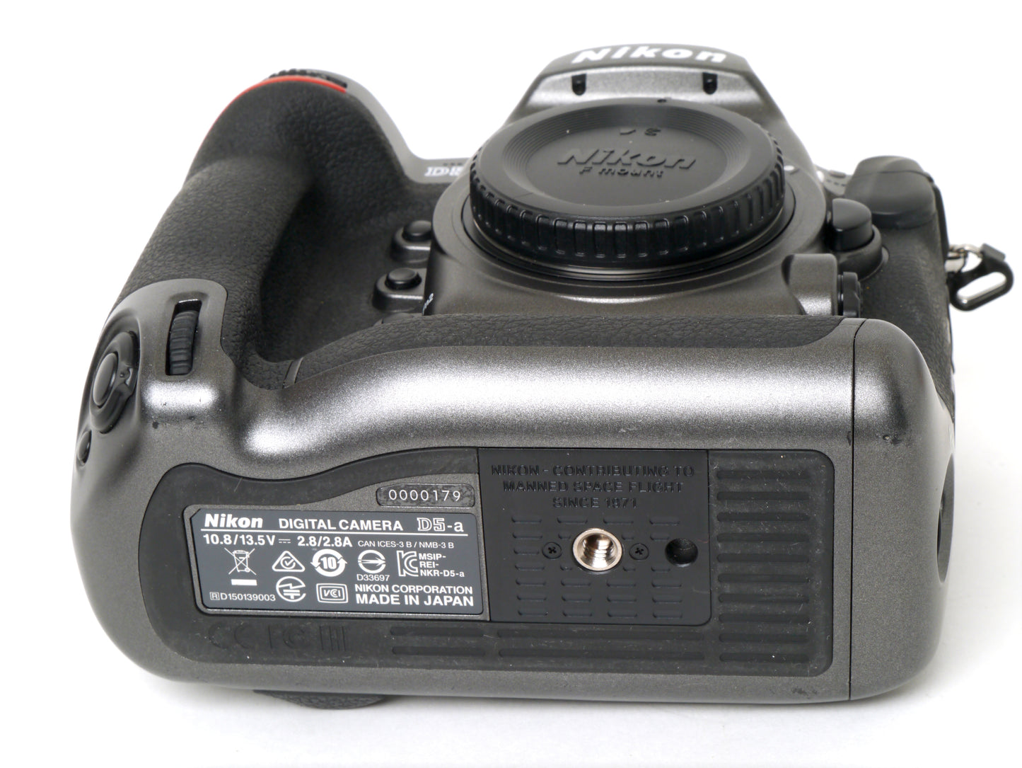Nikon D 5 "100th Anniversary Edition "Titanfarben – neuwertig / sehr gut