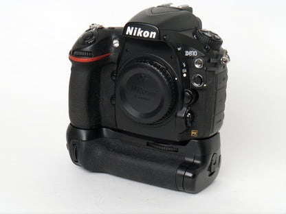 Nikon D810 Gehäuse mit Hochformatgriff  – guter Zustand