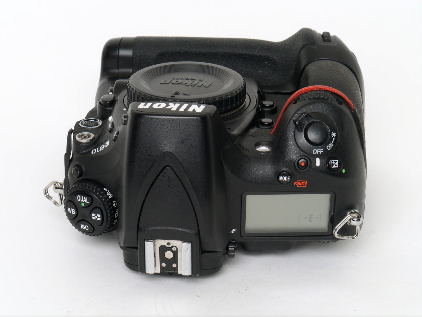 Nikon D810 Gehäuse mit Hochformatgriff  – guter Zustand