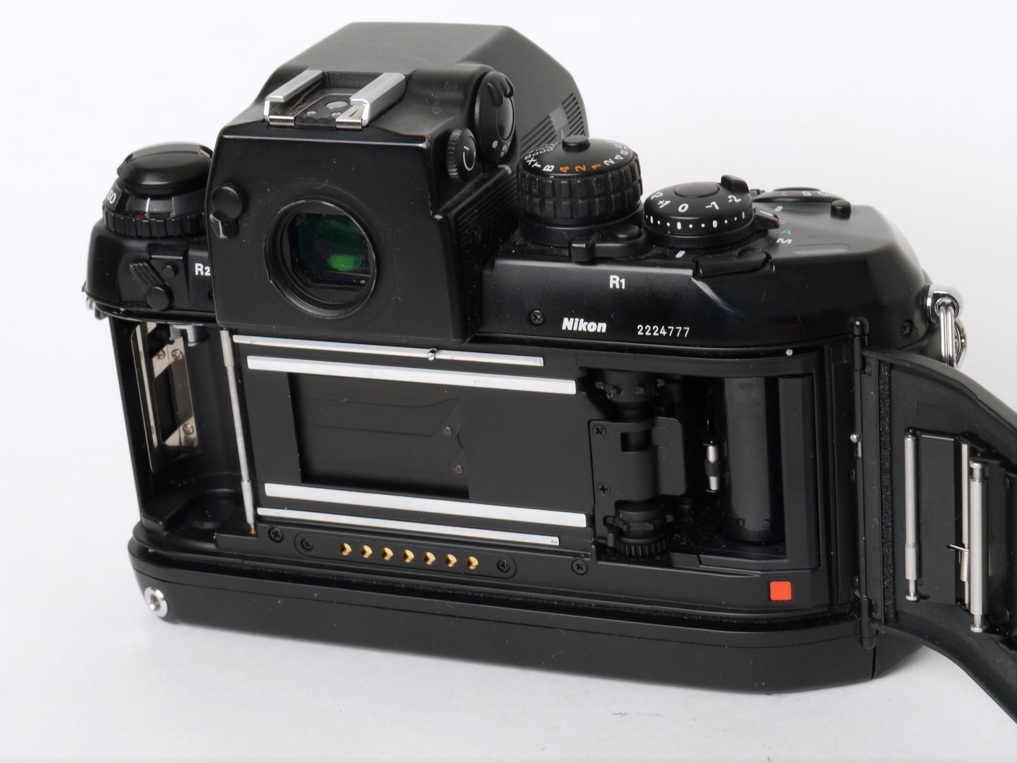 Nikon F4 mit Multi-Control Back MF-23 – guter Zustand