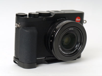 Leica D-Lux 8 – mit Zubehör neuwertig