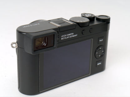 Leica D-Lux 8 – mit Zubehör neuwertig