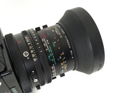 Mamiya RB67 Pro SD Set mit Makro K/L 4,5/140mm, Filmmagazin und Prismenfinder – guter Zustand