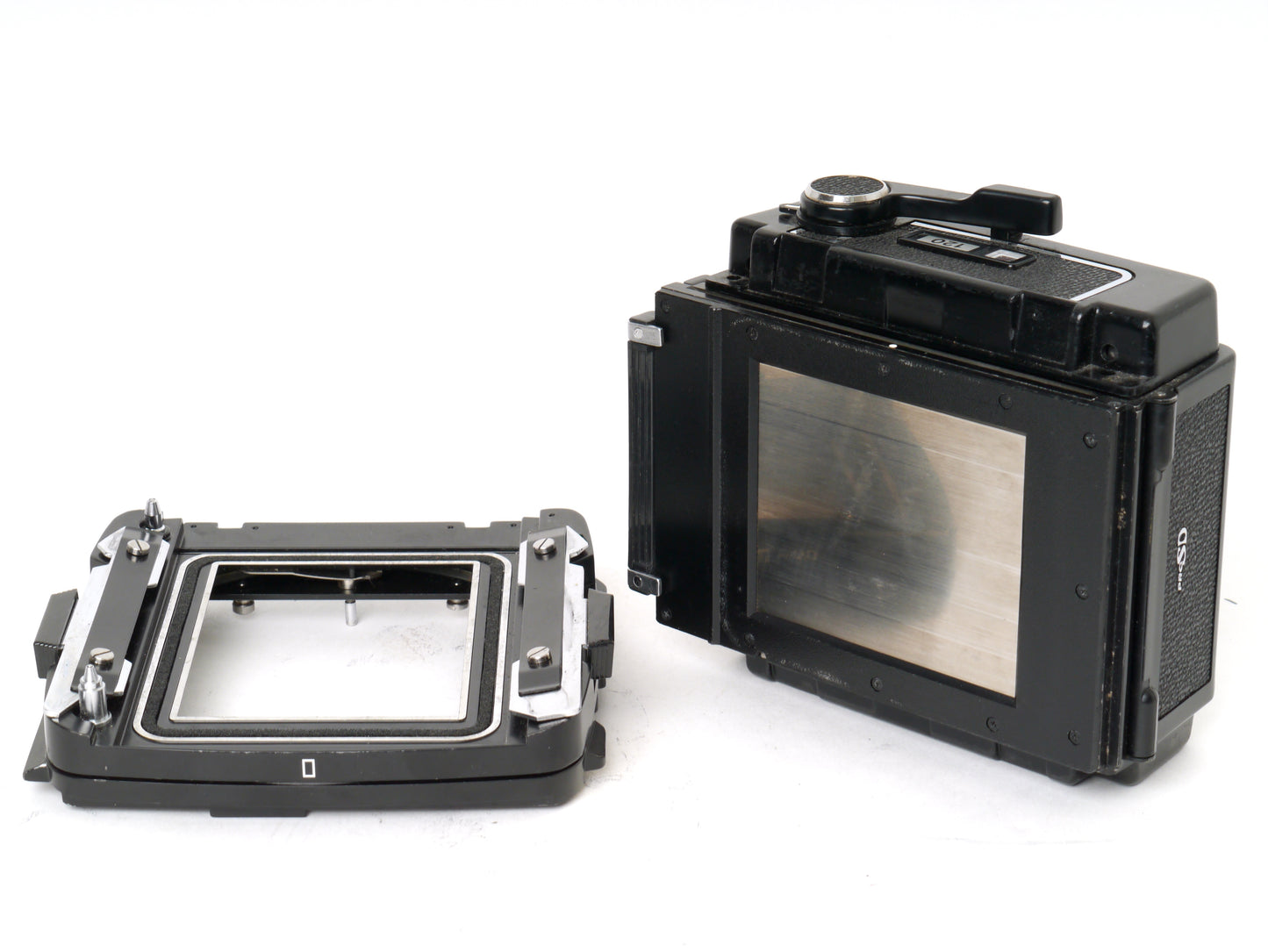 Mamiya RB67 Pro SD Set mit Makro K/L 4,5/140mm, Filmmagazin und Prismenfinder – guter Zustand
