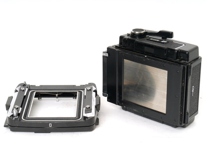 Mamiya RB67 Pro SD Set mit Makro K/L 4,5/140mm, Filmmagazin und Prismenfinder – guter Zustand