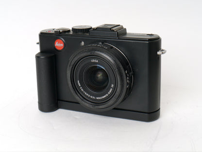 Leica D-Lux 5 Digitalkamera mit Zubehör– guter Zustand