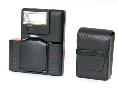 Minox 35 GT-E mit Datenrückwand und Blitzgerät FC-35– sehr guter Zustand