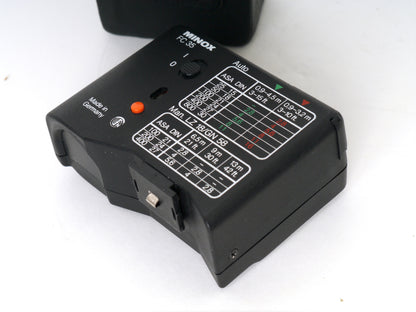 Minox 35 GT-E mit Datenrückwand und Blitzgerät FC-35– sehr guter Zustand