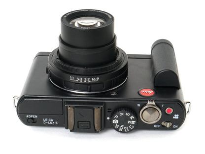 Leica D-Lux 5 Digitalkamera mit Zubehör– guter Zustand